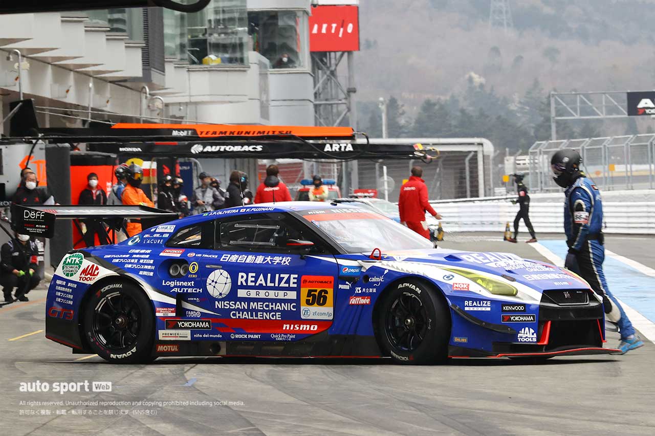 2021スーパーGT富士公式テスト　GT300クラストップのリアライズ日産自動車大学校 GT-R（藤波清斗／ジョアオ・パオロ・デ・オリベイラ）