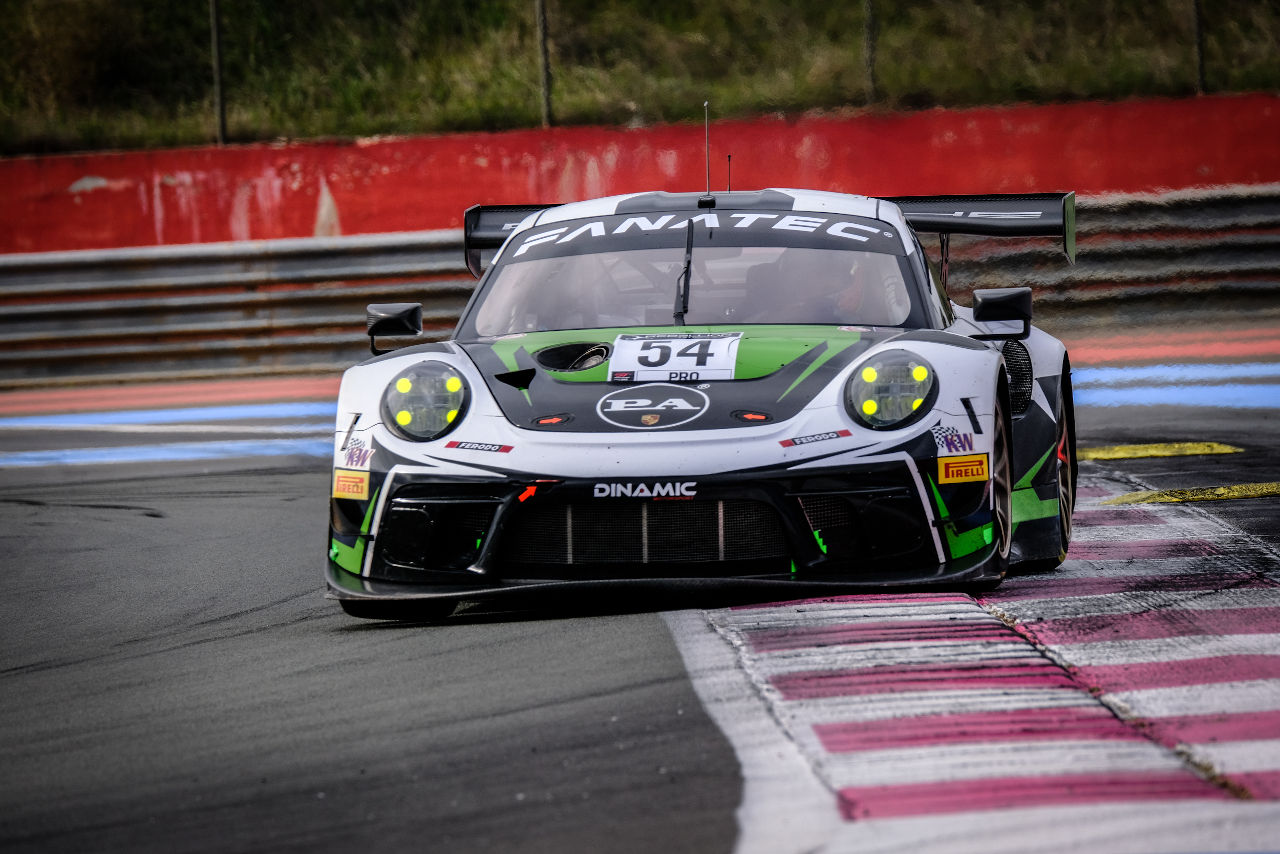 ダイナミック・モータースポーツの54号車ポルシェ911 GT3 R