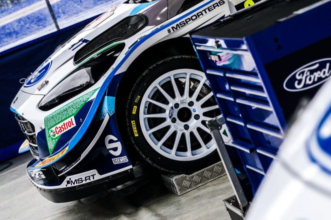 OZ Racingのパフォーマンスホイールが装着されたフォード・フィエスタWRC