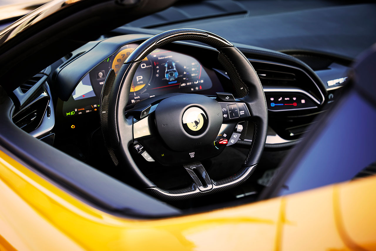 フェラーリSF90スパイダー