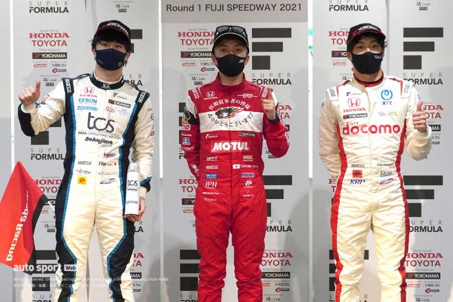 2021年開幕戦で表彰台を獲得した野尻智紀（TEAM MUGEN）、大湯都史樹（TCS NAKAJIMA RACING）、福住仁嶺（DOCOMO TEAM DANDELION RACING）