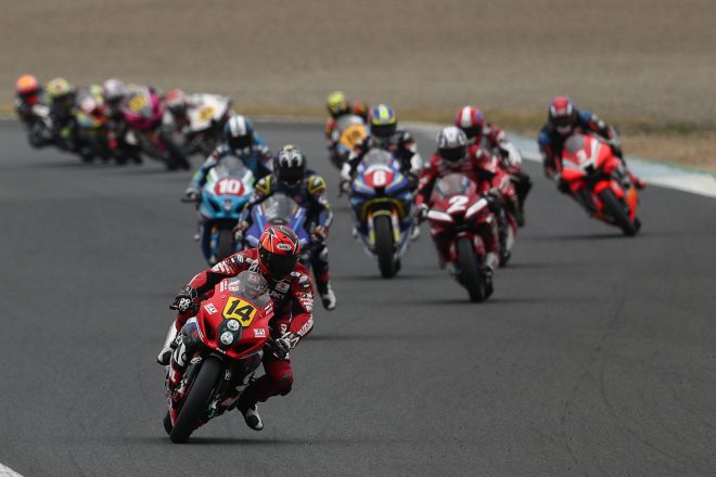 2周目に首位を走行する渡辺一樹（YOSHIMURA SERT MOTUL）／2021年全日本ロード第1戦もてぎ JSB1000 レース2