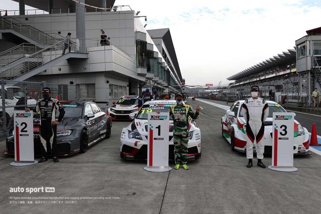 2021年TCRジャパンのサンデーシリーズ第1戦富士の表彰式