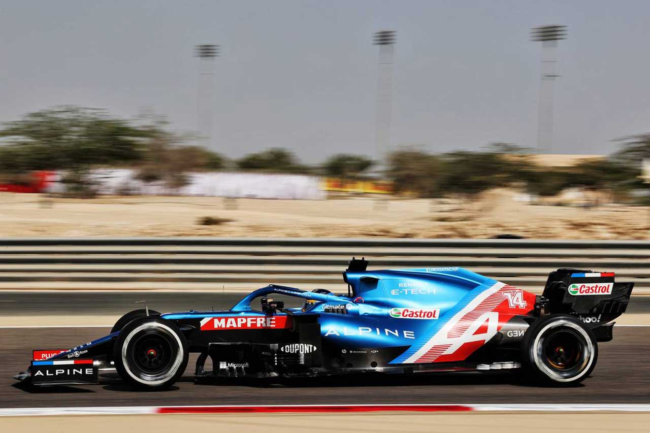 ルノーさんはアルピーヌで青！