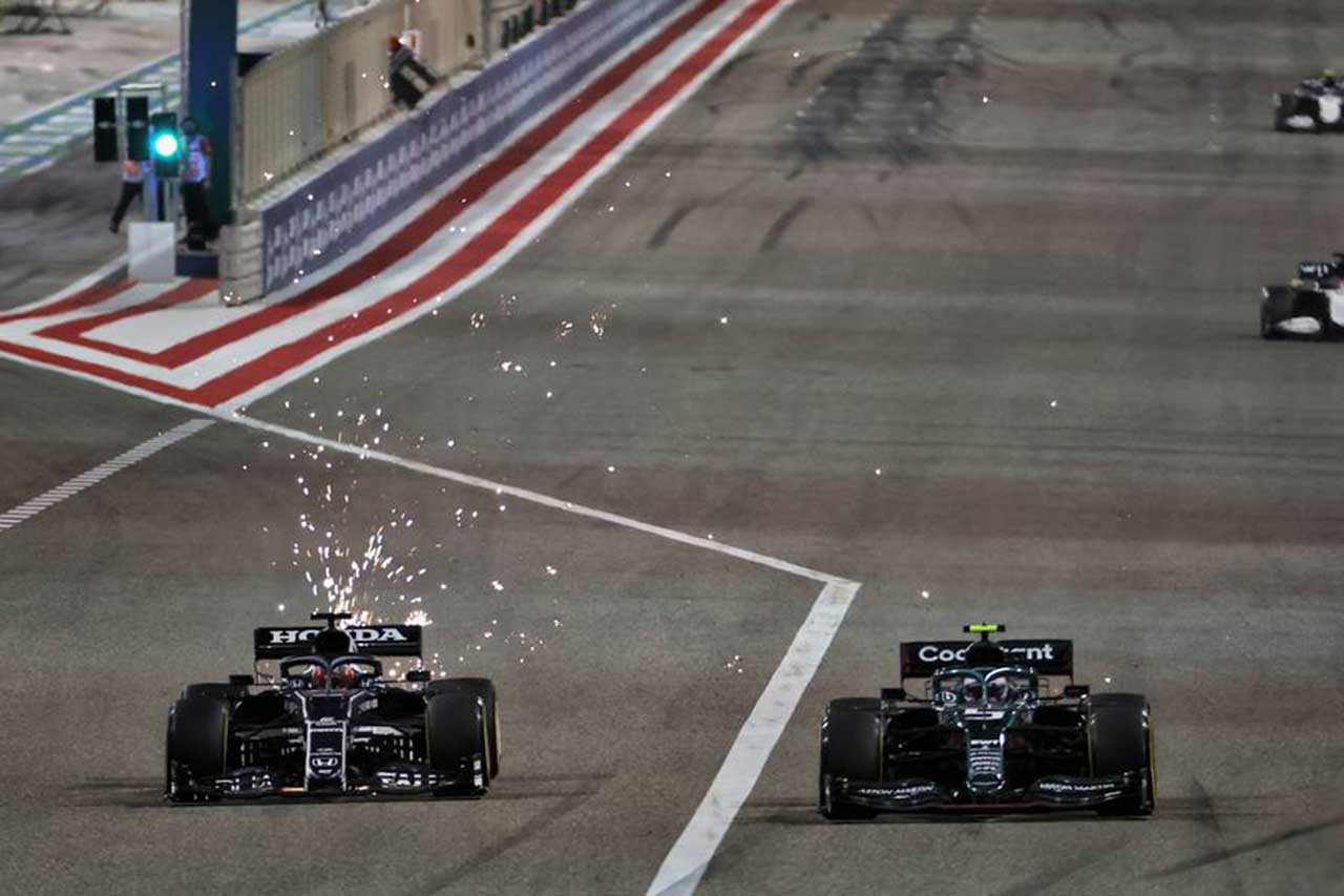 ベッテルさんをオーバーテイクするルーキー角田くん