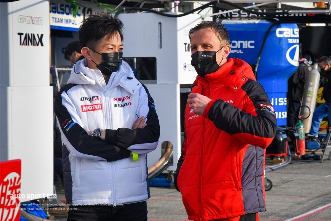 平手晃平とロニー・クインタレッリ