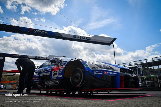 リアライズコーポレーション ADVAN GT-R