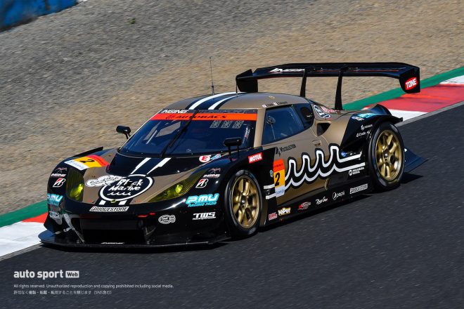 2　muta Racing Lotus MC