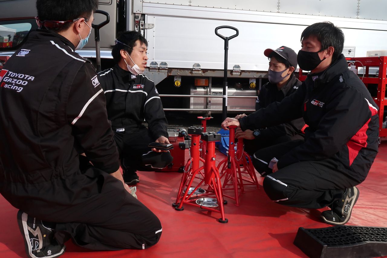 TOYOTA GAZOO Racingのメカニック