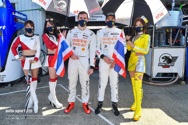 9Cピット 35　arto Ping An Team Thailand ショーン・ウォーキンショー／ジュリアーノ・アレジ レーシングスーツ：スパルコ（ウォーキンショー）　HRX（アレジ）