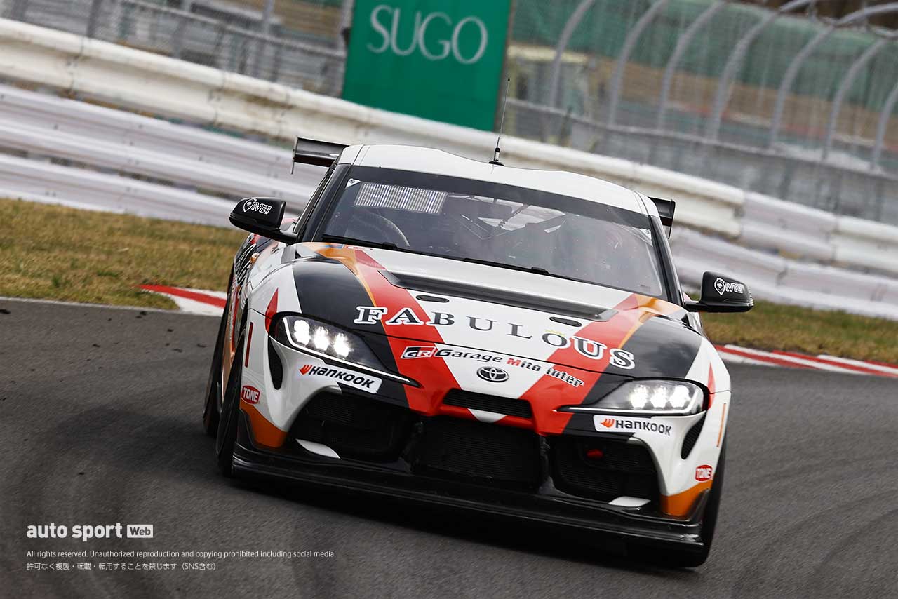 FABULOUS GRMI GRSUPRAGT4（鈴木宏和／久保凜太郎／塩津佑介／佐藤公哉）