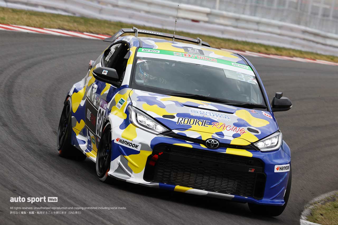 ポール・トゥ・ウインを達成したORC ROOKIE Racing GR YARIS（井口卓人／佐々木雅弘／MORIZO／松井孝允）