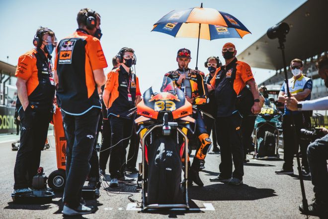 2021年MotoGP第3戦ポルトガルGP決勝グリッド　ブラッド・ビンダー（レッドブルKTMファクトリー・レーシング）