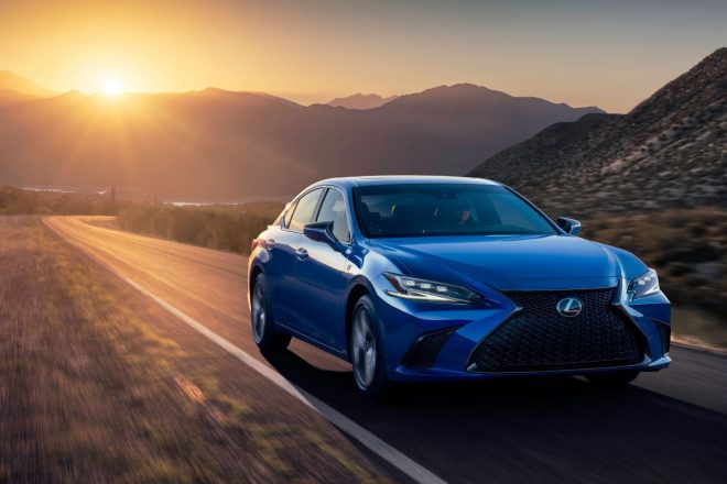 新型レクサスESプロトタイプ