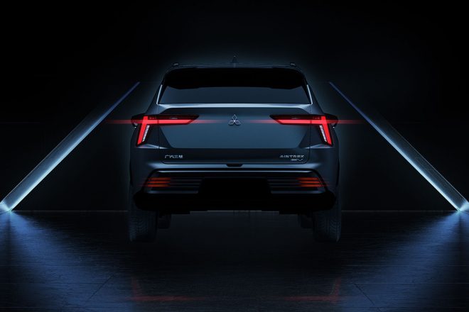 ミツビシが公開した新型SUV電気自動車『エアトレック』のデザイン