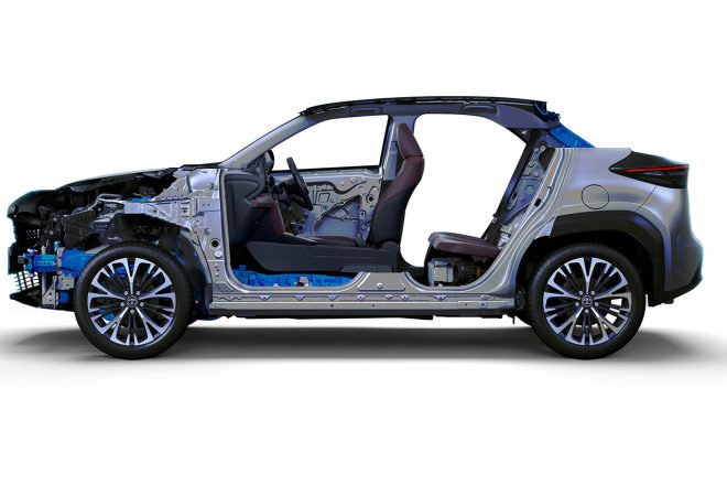 ヤリスクロスのプラットフォームはTNGA由来のGA-Bを採用。軽量高剛性を実現し、シャシー性能も大幅に向上している。