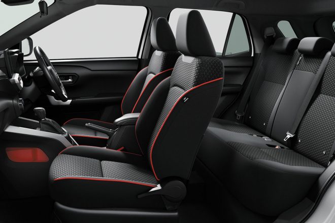 上級の『Z』のインテリアは満足度も高い。