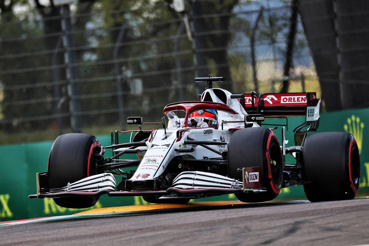 ライコネンさんは16番手で予選を終えられました