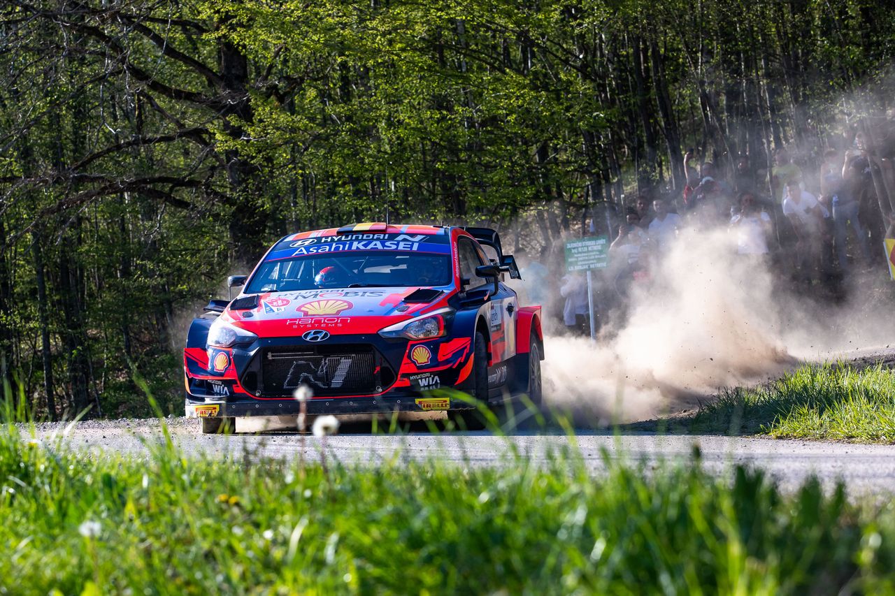 ティエリー・ヌービル（ヒュンダイi20クーペWRC）