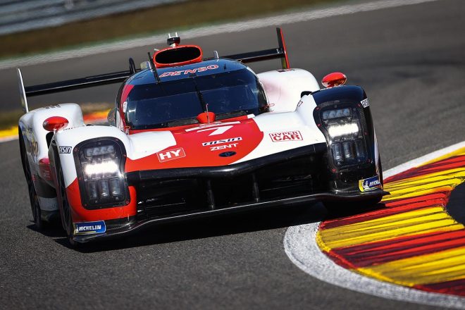 WEC公式テスト“プロローグ”でスパ・フランコルシャンを走るトヨタGR010ハイブリッド