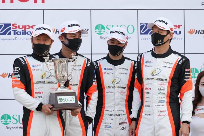 開幕戦に続いて表彰台を獲得したFloral UEMATSU FG 720S GT3(植松忠雄/澤圭太/川端伸太朗/井出有治)