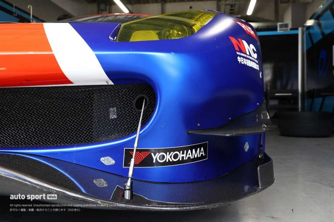 多くのダウンフォースを発生するコーナーフリックも追加されたフェラーリ488GT3の俗称"EVO2"モデル