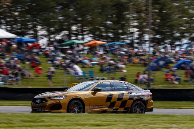 アキュラTLX タイプS（ペースカー）