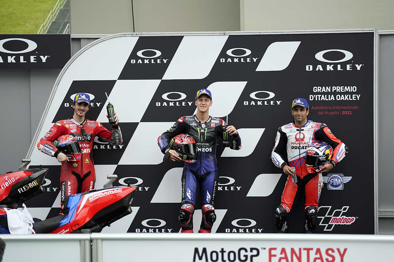 2021年MotoGP第6戦イタリアGP　ポールポジション：ファビオ・クアルタラロ、2番手：フランセスコ・バニャイア、3番手：ヨハン・ザルコ