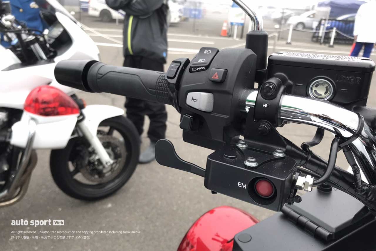 ブログ 全日本ロード第3戦sugo 新型ホンダcb1300白バイ仕様の細部を覗く ヘンタイ カメラマン現地情報の画像 写真 3 Autosport Web