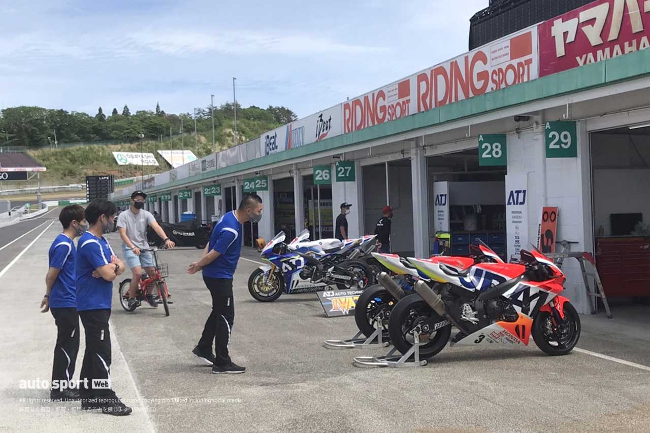 ブログ 全日本ロード第3戦sugo 新型ホンダcb1300白バイ仕様の細部を覗く ヘンタイ カメラマン現地情報の画像 写真 11 Autosport Web