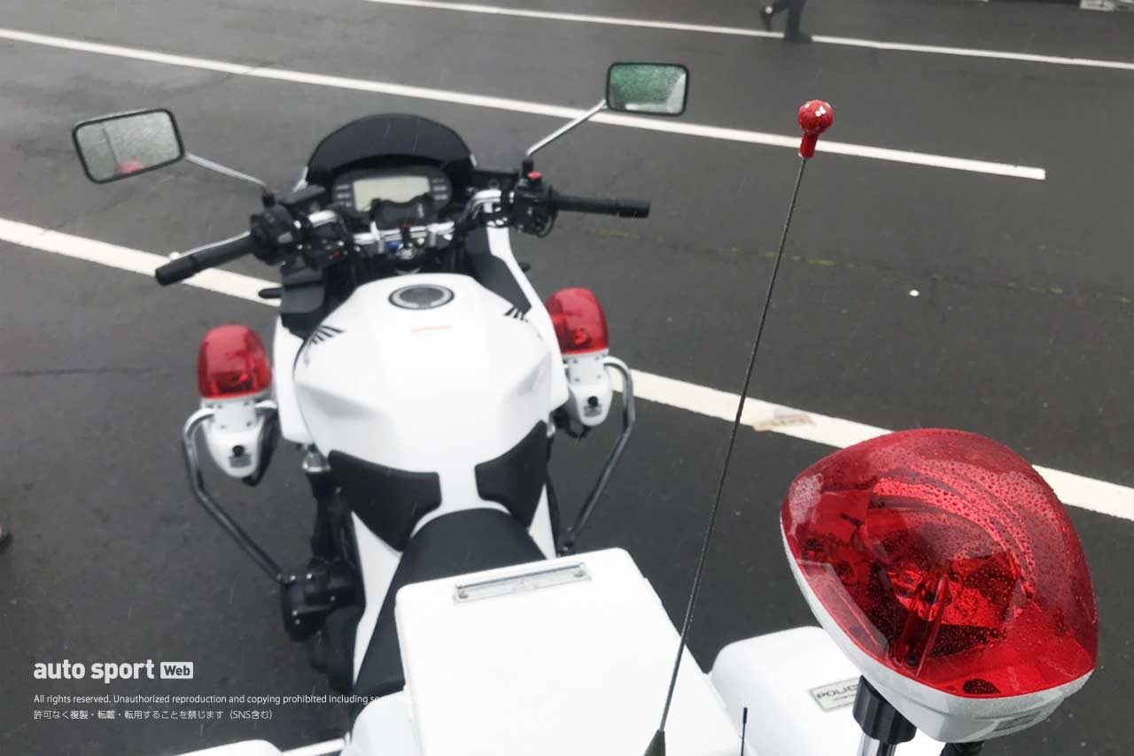 ブログ 全日本ロード第3戦sugo 新型ホンダcb1300白バイ仕様の細部を覗く ヘンタイ カメラマン現地情報の画像 写真 27 Autosport Web