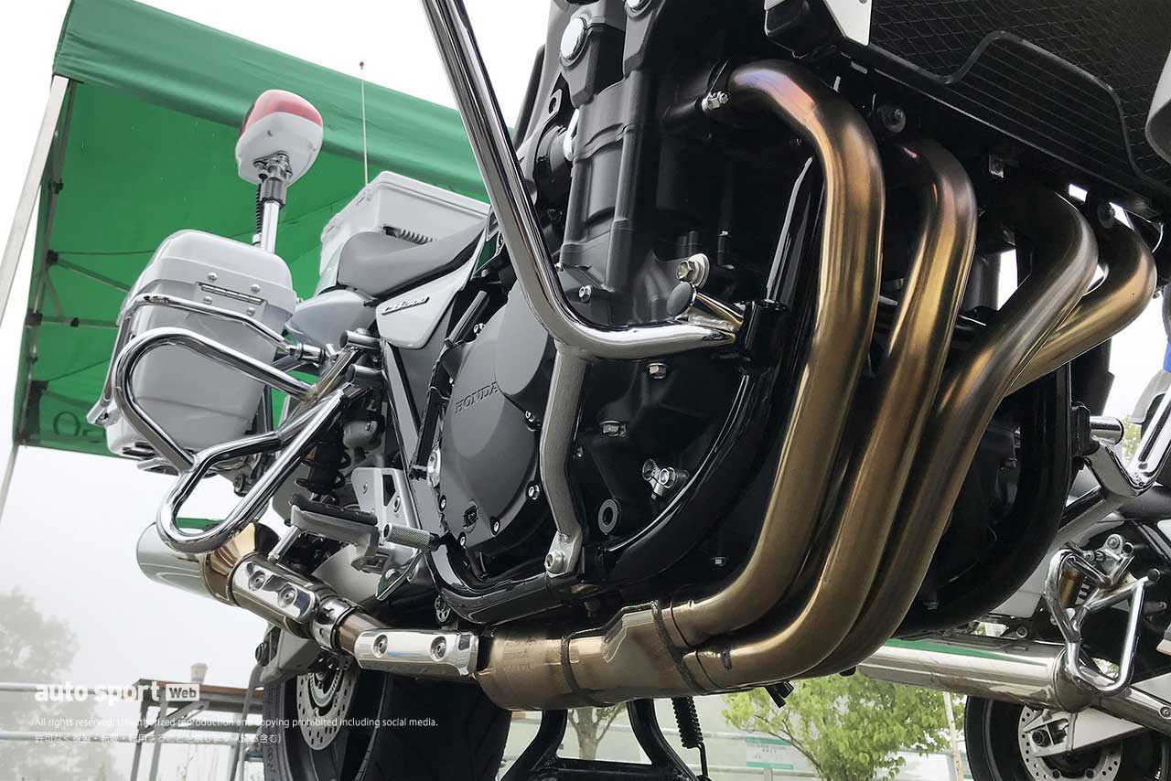 ブログ 全日本ロード第3戦sugo 新型ホンダcb1300白バイ仕様の細部を覗く ヘンタイ カメラマン現地情報の画像 写真 32 Autosport Web