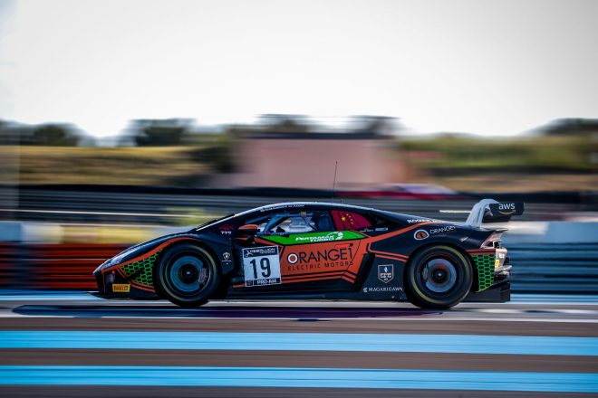 オレンジ1・FFFレーシング・チームの19号車ランボルギーニ・ウラカンGT3 Evo