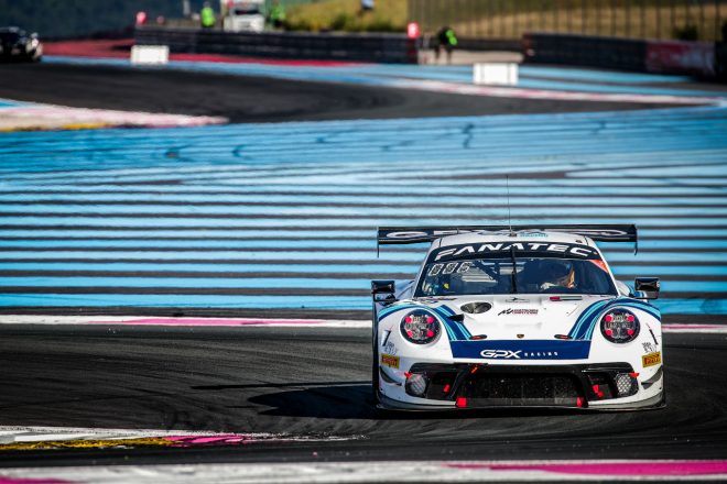 優勝したGPXの22号車ポルシェ911 GT3 R