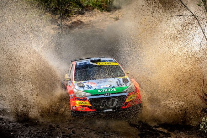 WRC2クラス優勝を飾ったヤリ・フッツネン（ヒュンダイi20 R5）　2021年WRC第5戦イタリア