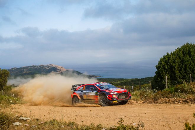 ティエリー・ヌービル（ヒュンダイi20クーペWRC）