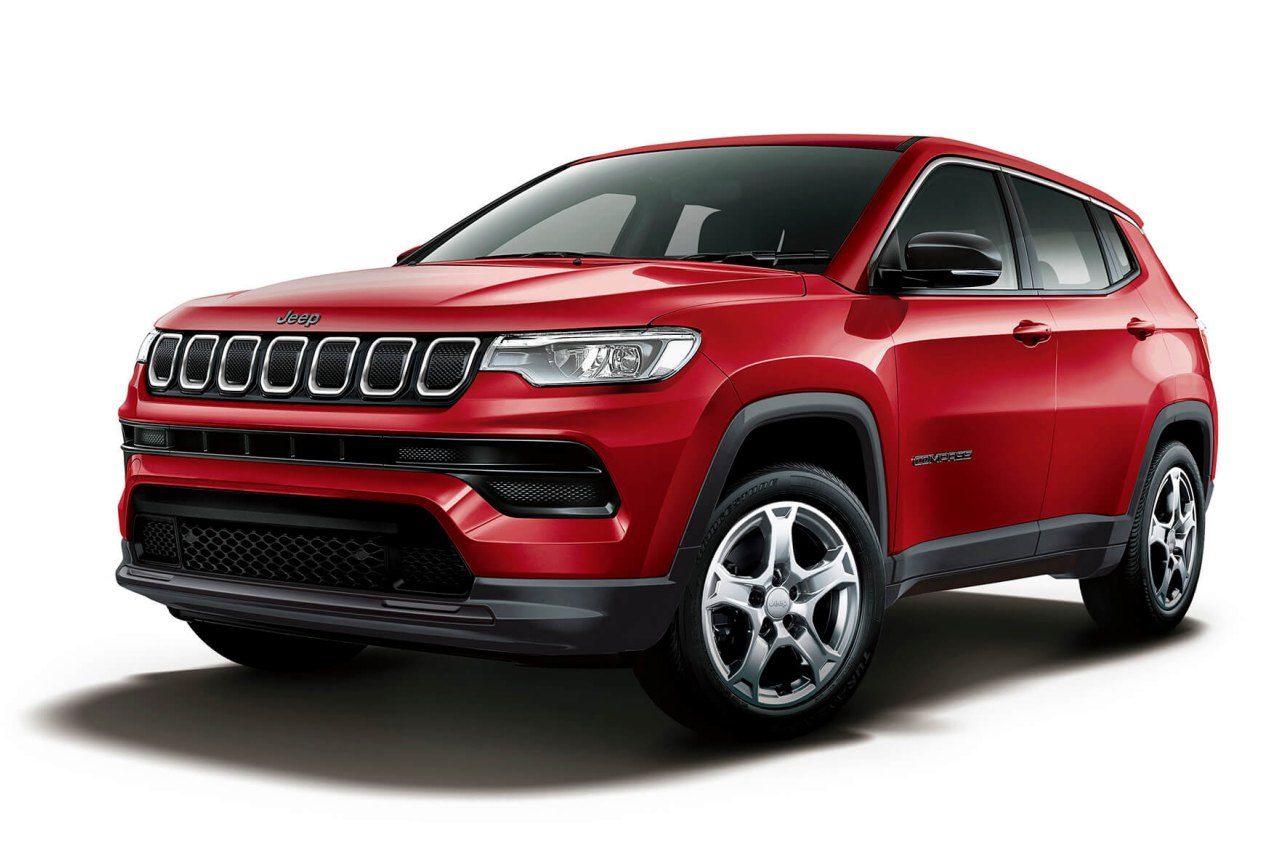 ラインアップは従来同様Sport（スポーツ）、Longitude（ロンジチュード）、Limited（リミテッド）の3グレードが設定される