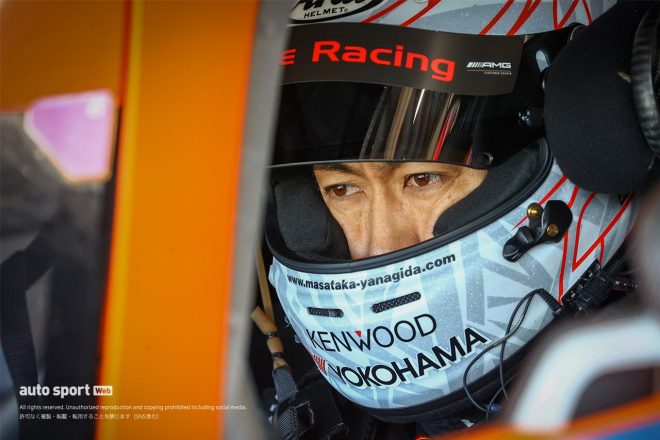 Arnage AMG GT3のコクピットに座る柳田真孝