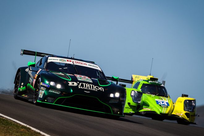 Dステーション・レーシングの777号車アストンマーティン・バンテージAMR