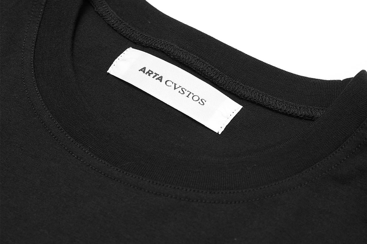 『ファインコットンクルーネックTEE』のタグ