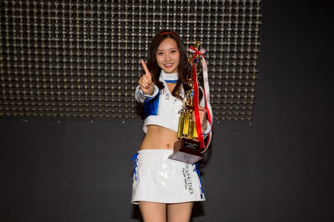 日本レースクイーン大賞2020新人部門でグランプリに輝いたあのんさん