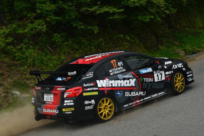 鎌田卓麻／松本優一組（SUBARU WRX STI）