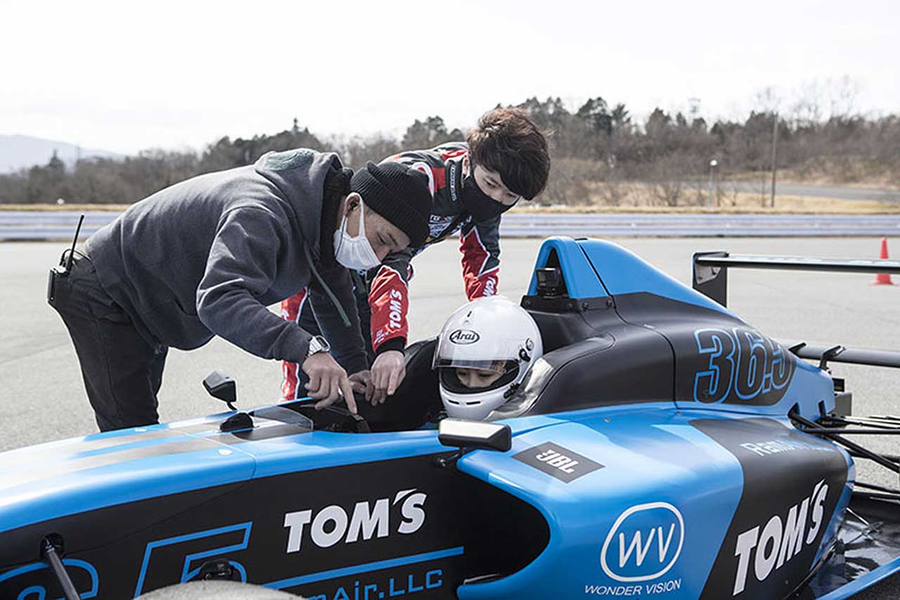 未経験者からレース参戦を目指すエキスパートまで幅広く対応するフォーミュラ・ドライブ・サポートプログラム『TOM’S FORMULA COLLEGE（トムス・フォーミュラ・カレッジ）』
