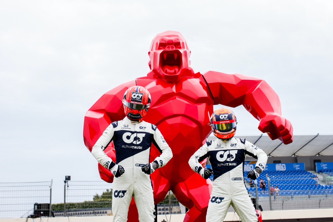 アルファタウリ・ホンダのピエール・ガスリーと角田裕毅