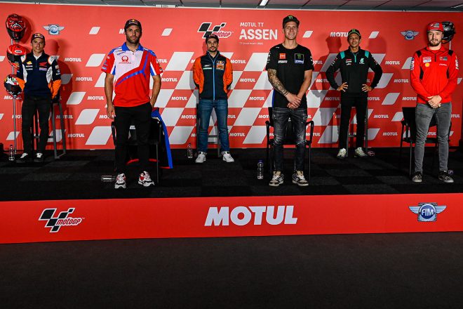 2021年MotoGP第9戦オランダGPのプレスカンファレンスに出席したライダー