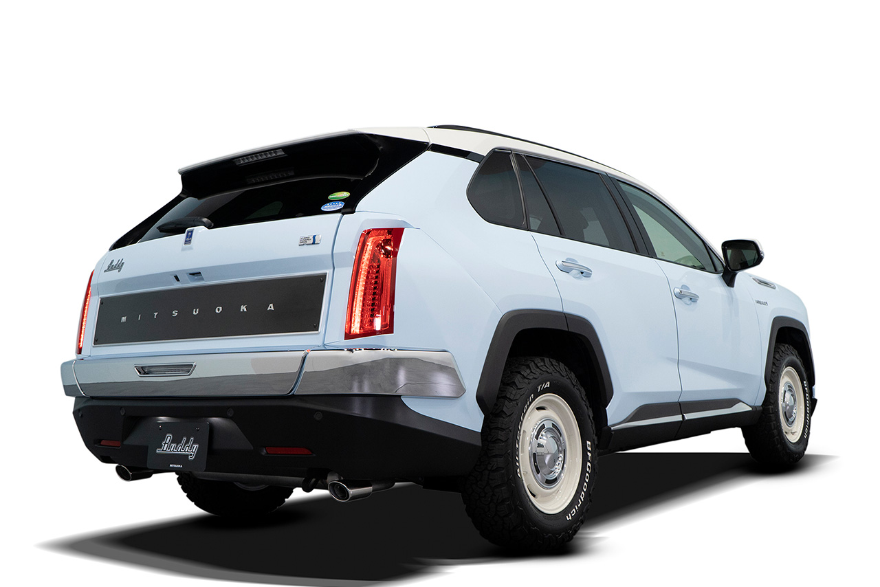 ヴィンテージ風デザインのホイールはオプションで用意。