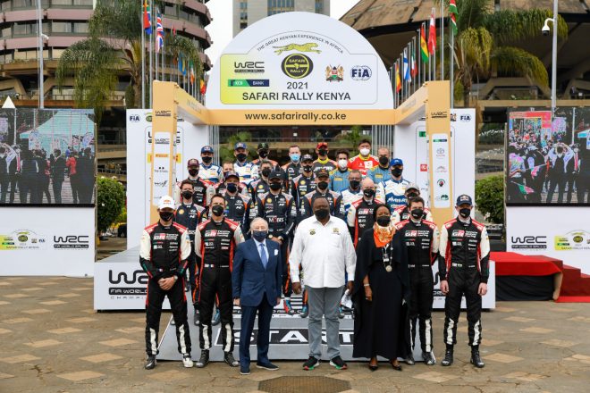 出場ドライバーの集合写真　2021年WRC第6戦ケニア