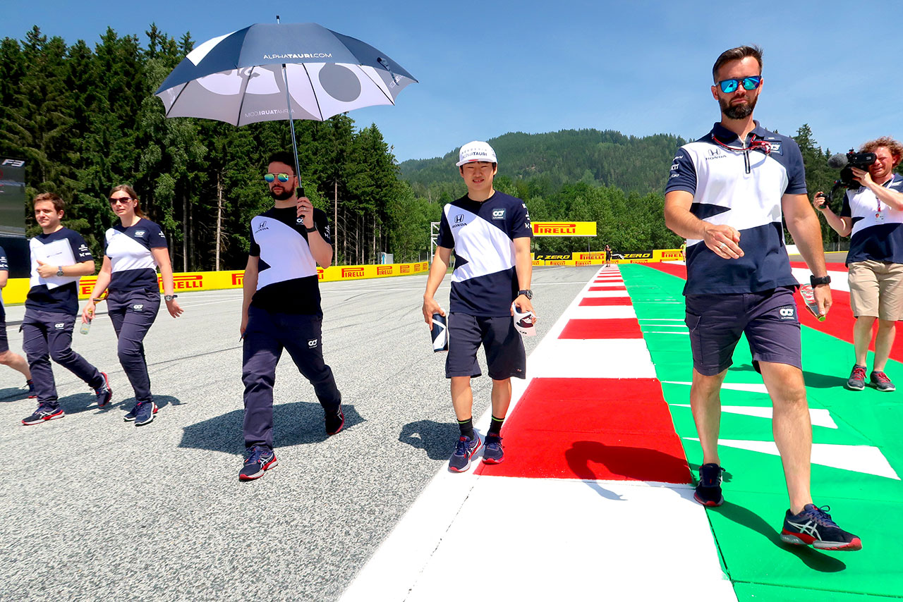 【角田裕毅F1第8戦密着】