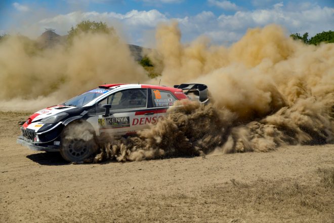 総合2番手につけている勝田貴元（トヨタ・ヤリスWRC）　2021年WRC第6戦ケニア