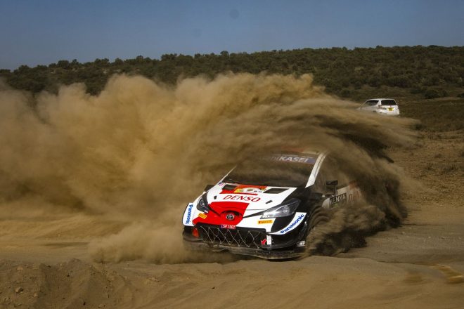 総合2位となった勝田貴元（トヨタ・ヤリスWRC）　2021年WRC第6戦ケニア